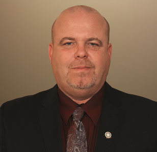 Mike Scott, Auditor