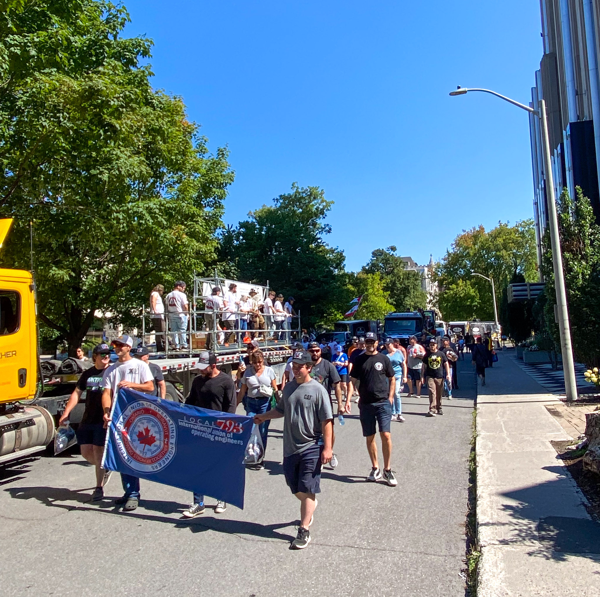 20250901_160553778_iOS