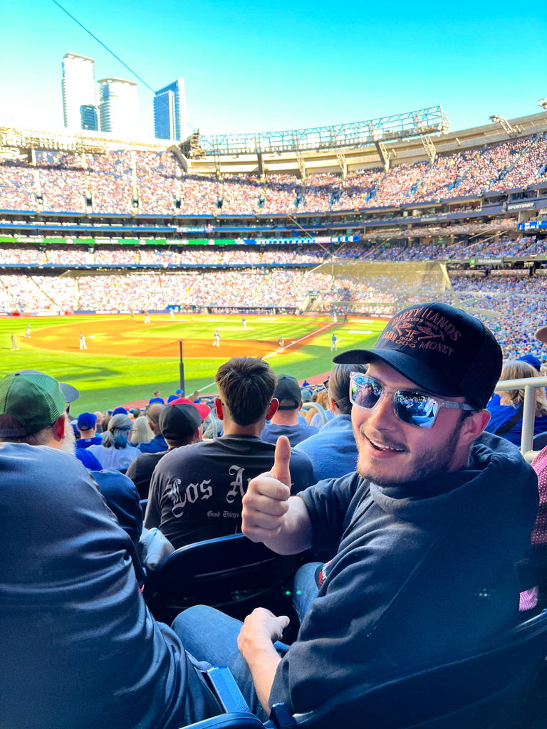 20250928_194249173_iOS