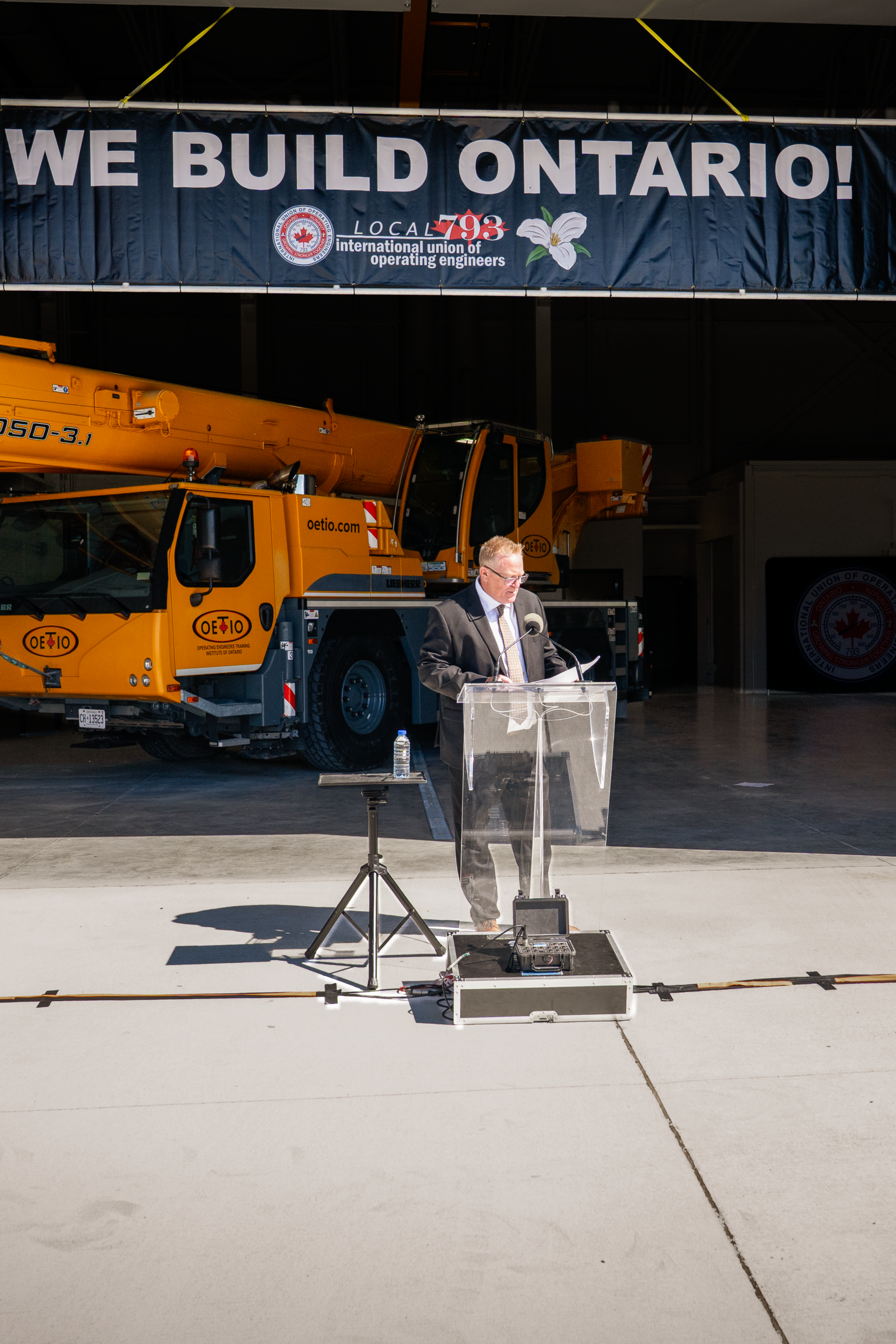 793 President Dave Turple giving a speech at a podium.