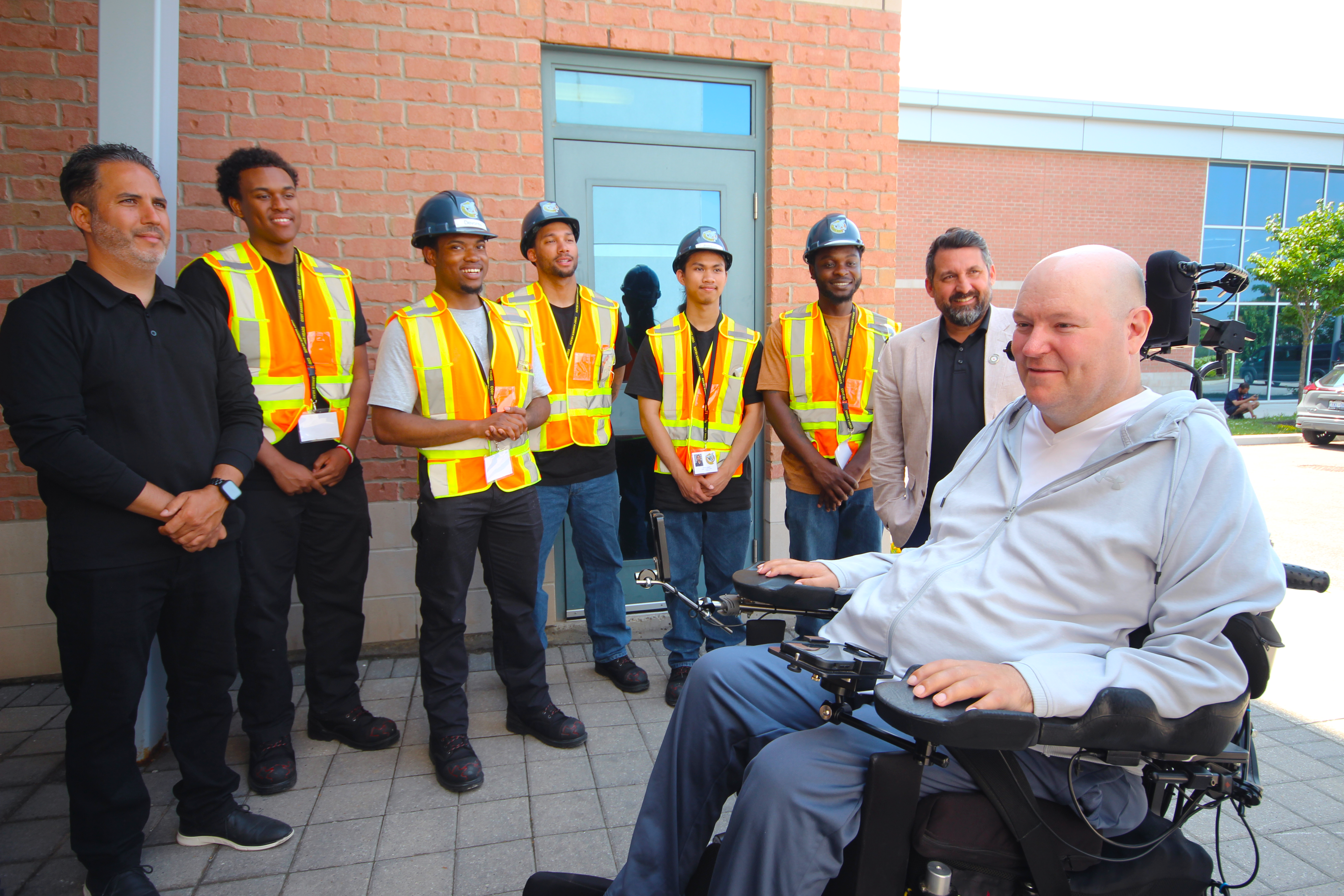 Hammer Head students with Jeff Hewitt, OETIO Director of Training and Apprenticeship, Dave Viggiani, OETIO Senior Instructor, and Peter Reed, former COBT Business Rep.