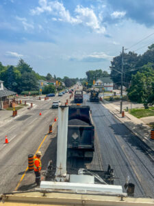 Brennan Paving with Port Colborne paving crew - Image